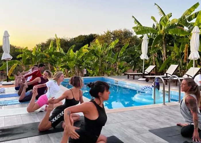 1841 Petrino Villa
